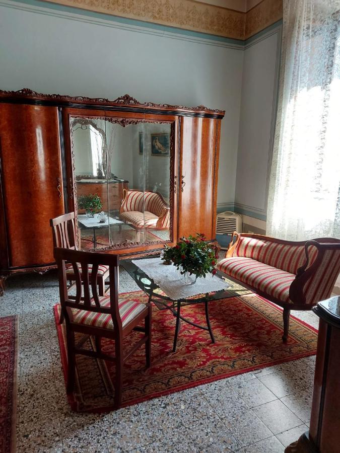 Cecchi'S Old Home Arezzo Buitenkant foto